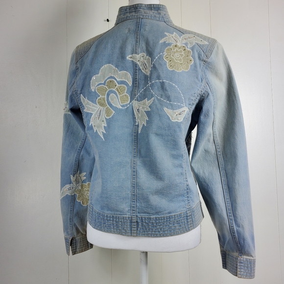 Christopher & Banks jean jacket with floral embroidery size small - Picture 9 of 12
